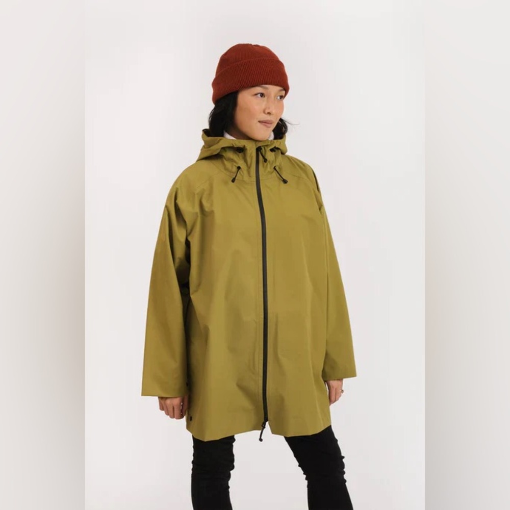XS San poncho legacy rain jacket in Moss